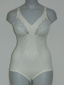 Naturana Amira Ivory Body