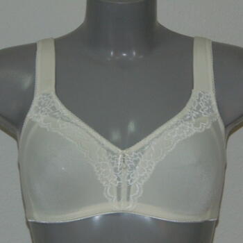 Eva Pearl Ivory Wireless Bra