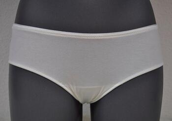 Eva Silky Nadine Ivory Short
