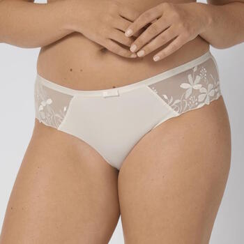 Triumph Sexy Angel Spotlight Ivory Short