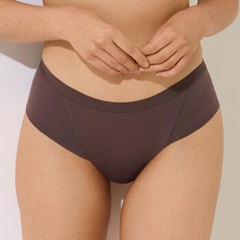 Lisca Maya Brown Brief