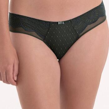 Rosa Faia Selma Green Brief