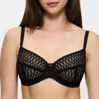 Triumph Aura Spotlight Black Non-padded bra
