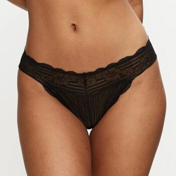 Triumph Lift Smart Black Brazilian