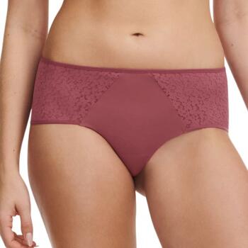 Chantelle Norah Red Short