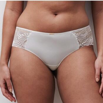 Chantelle Legend White Short