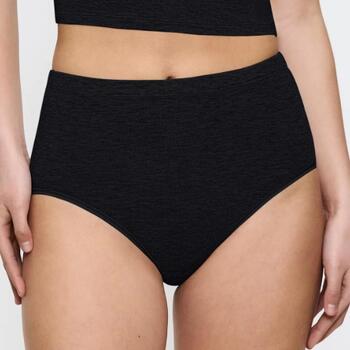 Triumph Beauty Layers Black Brief