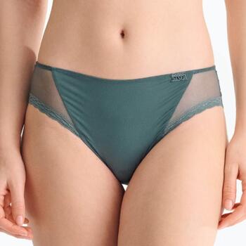 Lisca Tiffany Green Brief