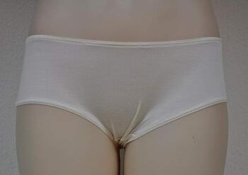 EVA SILK Ivory shorty