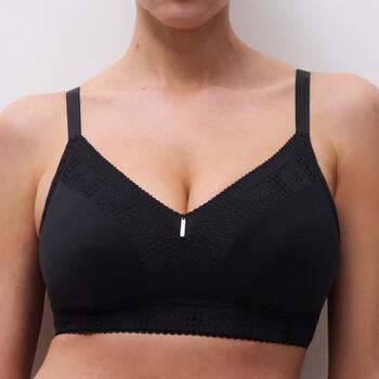 Chantelle Easy Support Wirefree support bra Zwart