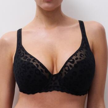 Chantelle Pulp Girls Plunge foam bra Zwart