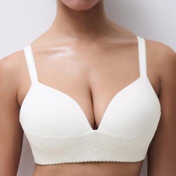 Chantelle Pulp Kiss T-shirt bh zonder beugel Milk
