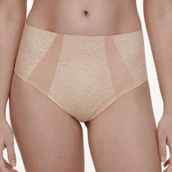 Chantelle Pure Lace High-waisted support full briefs Goudkleurig Beige