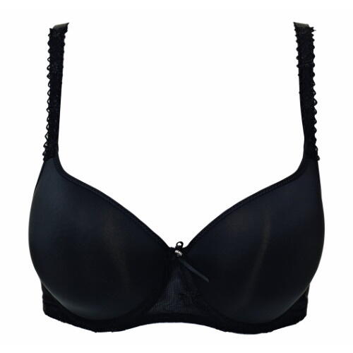Lingerie by Louisa Bracq can be found at Dutch Designers Outlet.