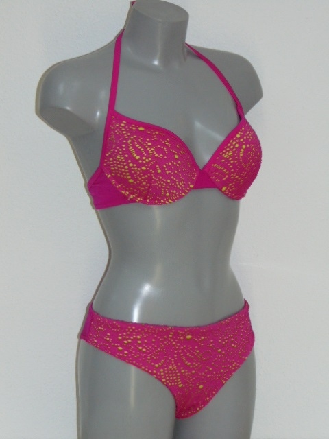 Sapph Swimwear Bonaire fuchsia padded bikini bra