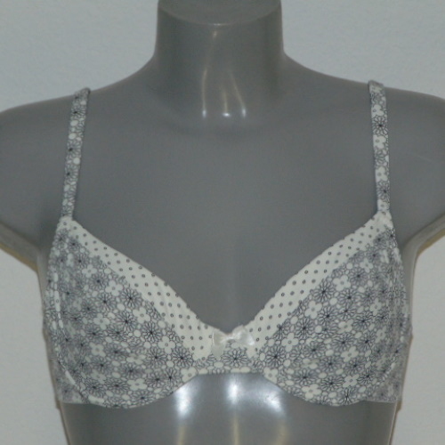 Guy de France Melanie ivory non-padded bra