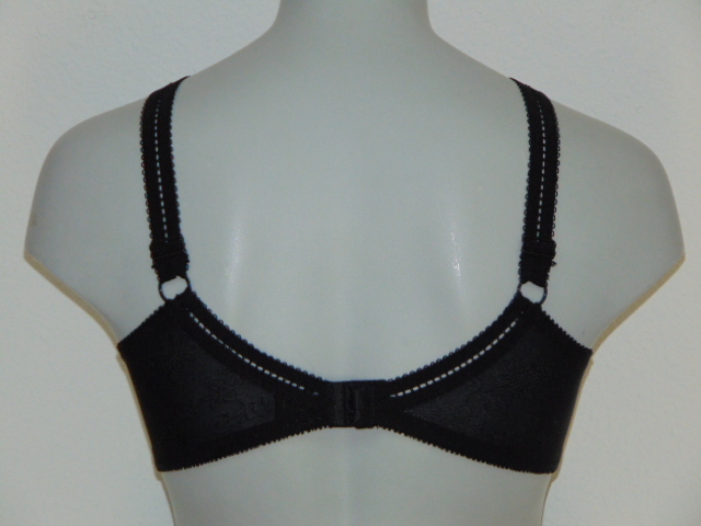 Elbrina Drishti black non-padded bra