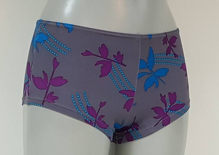 Elbrina Charmer grey/blue short