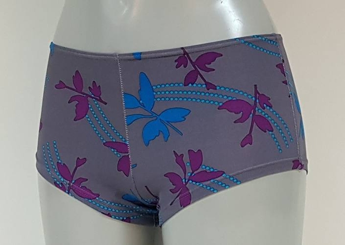 Elbrina Charmer grey/blue short