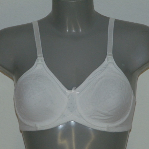 Elbrina Josy white nursing bra