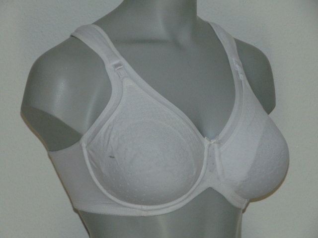 Elbrina Josy white nursing bra