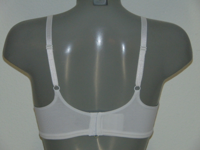 Elbrina Maria white nursing bra