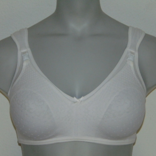 Elbrina Maria white nursing bra