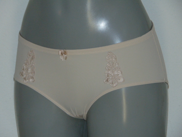 Elbrina Valerie skin brief