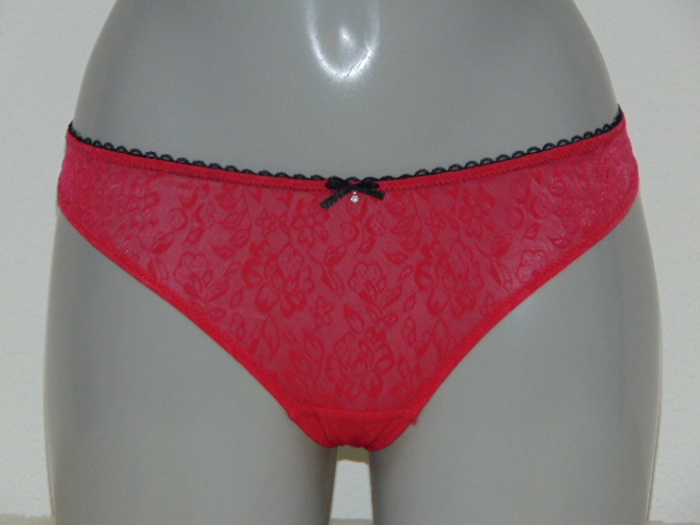 Cybéle Ceduce red thong