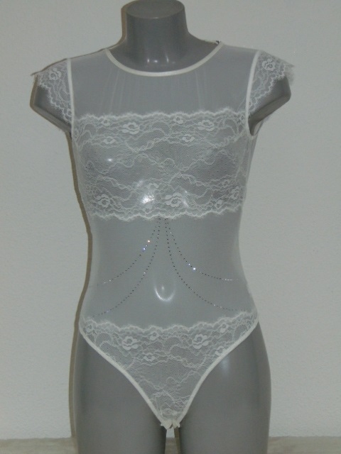 Sapph Ava white body