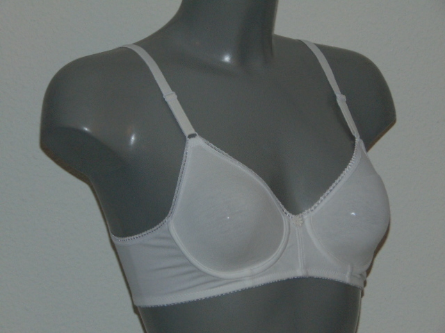 Elbrina Basic white non-padded bra