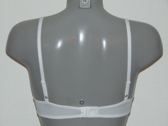 Elbrina Basic white push up bra