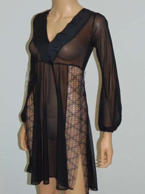 Sapph Gaudy black/print kimono