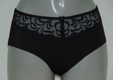Triumph Modern Finesse black brief