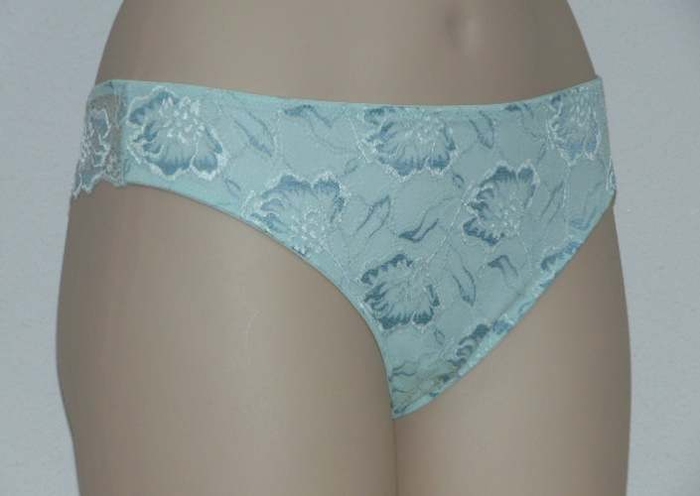 After Eden D-Cup & Up Anna mint thong