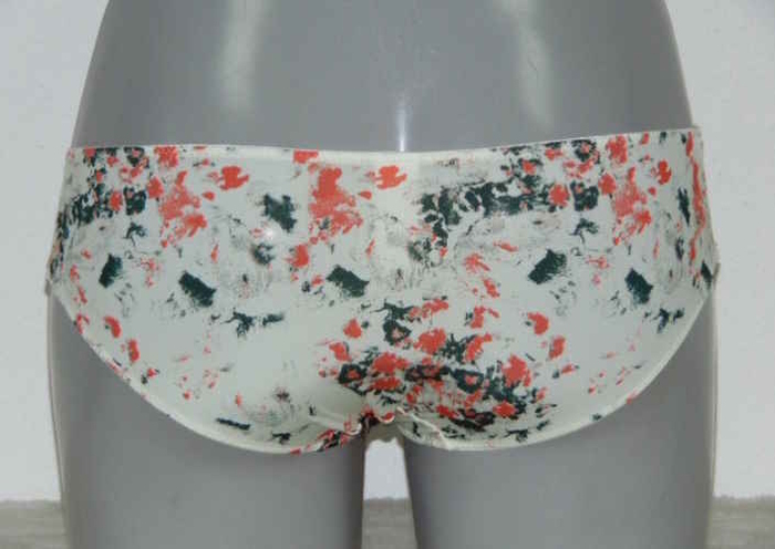 Cybéle Paint white short