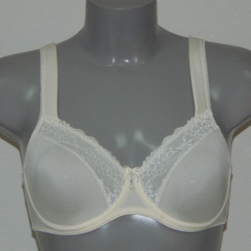 Eva Pearl ivory non-padded bra