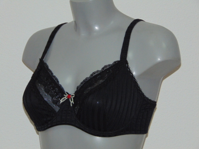 Eva Christa black non-padded bra