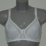Eva Mary Ann white wireless bra