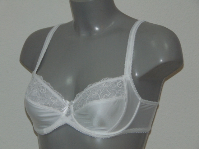 Eva Donna white non-padded bra