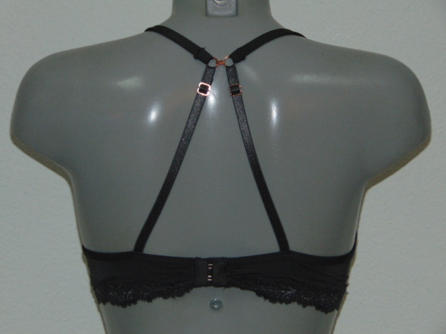 After Eden Lyonne grey wireless bra