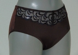 Triumph Modern Finesse brown short