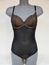 Eva Noir de Noir black body