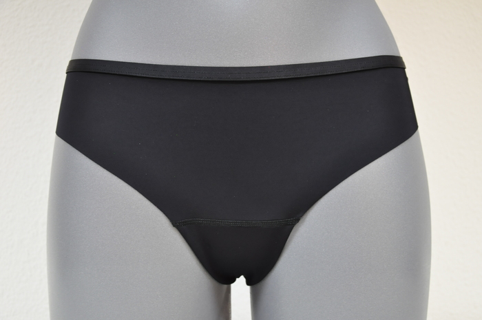 Eva Border black thong