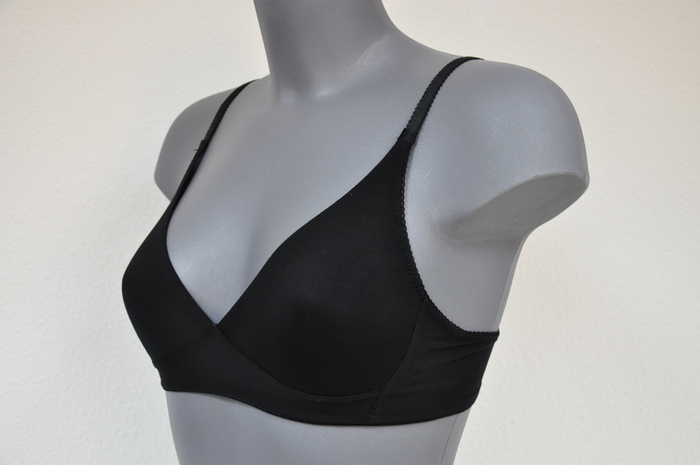 Eva Silk black wireless bra