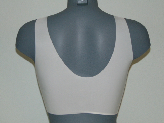 Sloggi Zero Feel ivory wireless bra