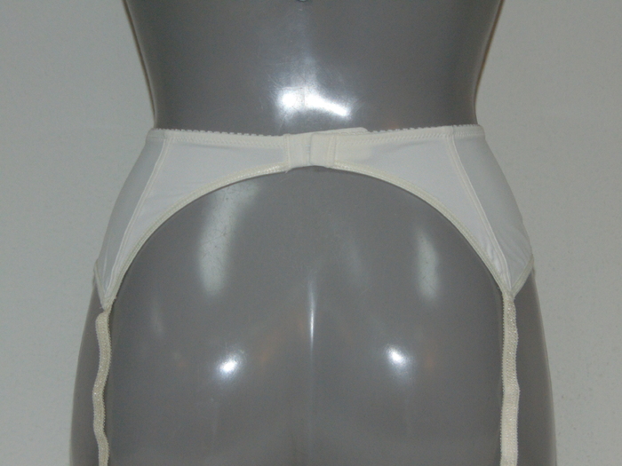 DDO Special Basic white suspender