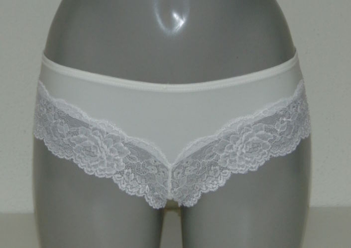 After Eden Elegance white short