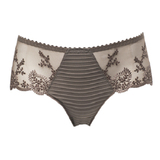 Louisa Bracq Elise brown short
