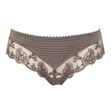 Louisa Bracq Elise brown short
